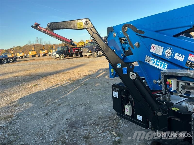 CTE Traccess 230 Crawler Diesel Articulating Boom Lift Kuukulkijat