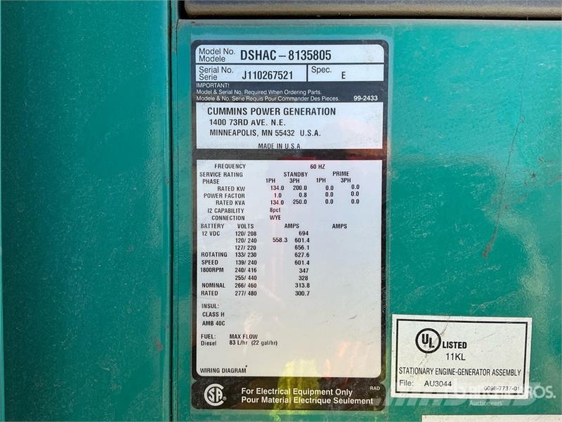 Cummins 200DSHAC 100 kW Skid-Mounted Generator Set Générateurs diesel