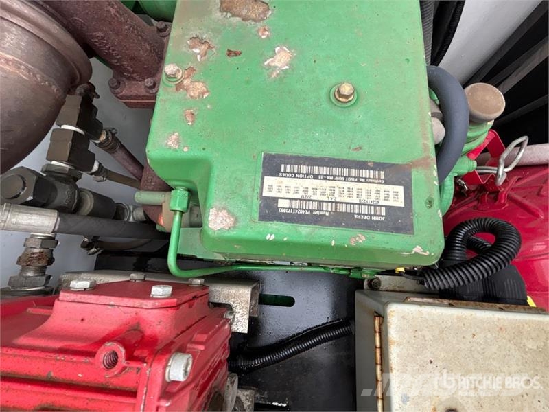 Cyclone 4500 4ws Sweeper Truck Pometalni stroji