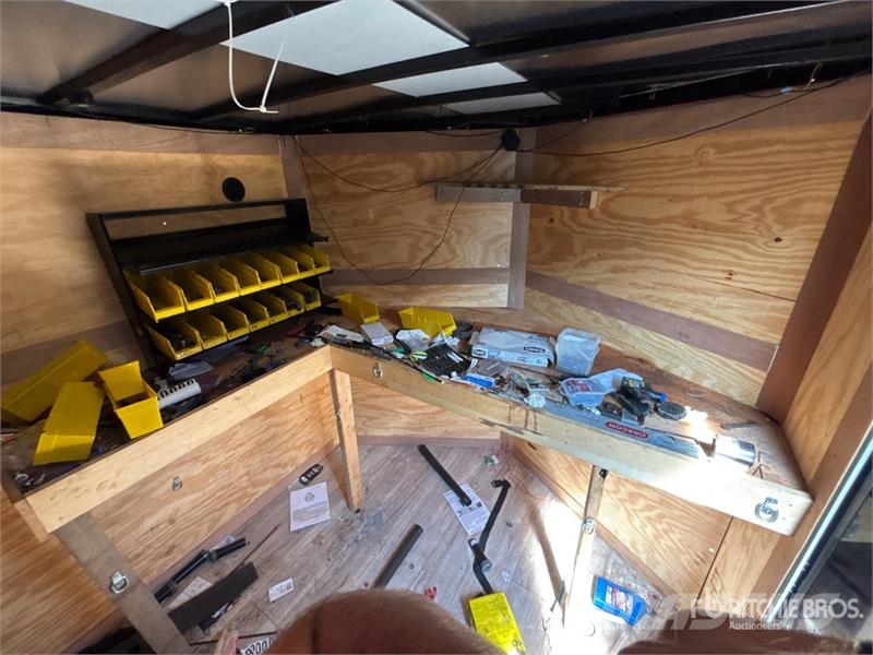 Cynergy CCL716TA 16 ft T/A Enclosed Trailer Прицепы-фургоны