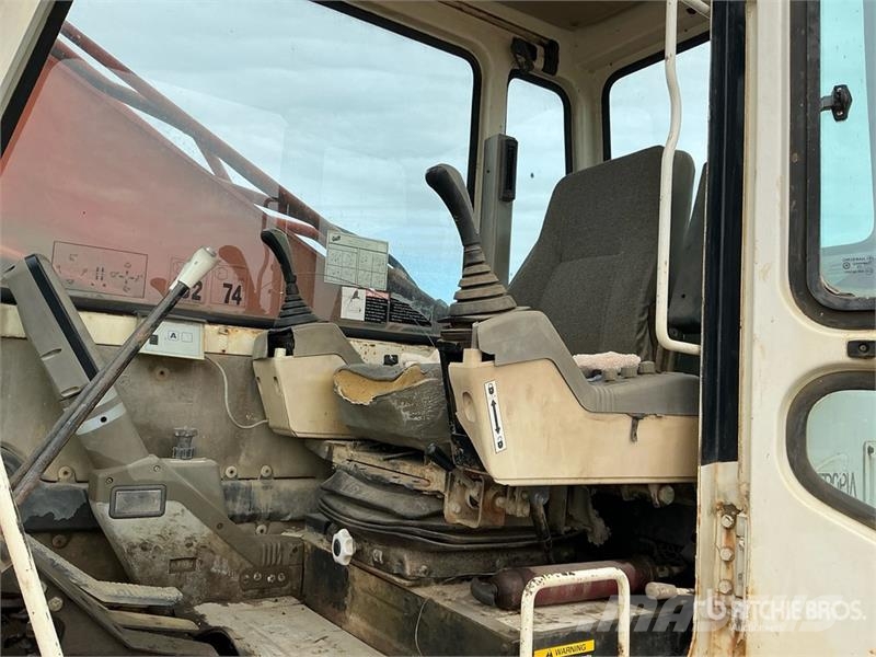 Daewoo SL220LC III Tracked Excavator Pásové rýpadlá