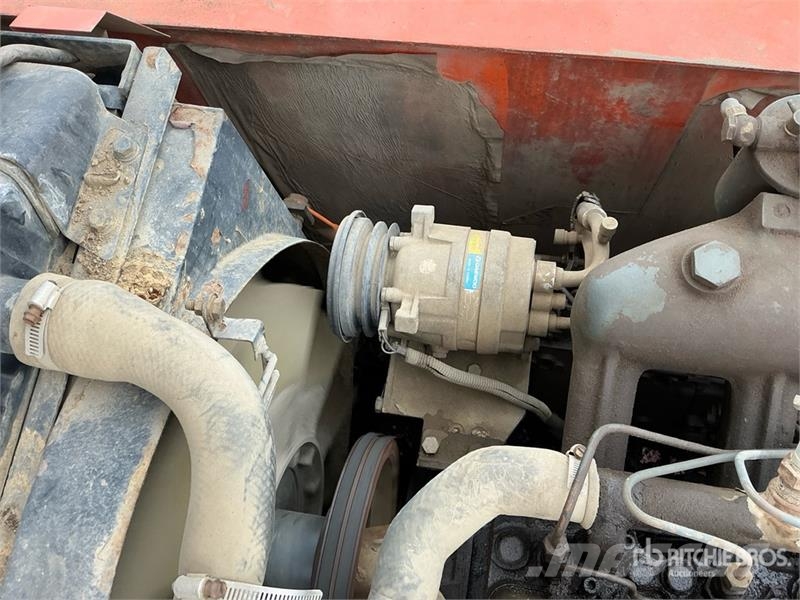 Daewoo SL220LC III Tracked Excavator Pásové rýpadlá