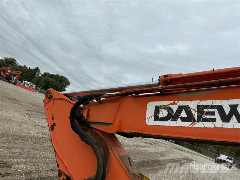 Daewoo SL220LC III Tracked Excavator Pásové rýpadlá