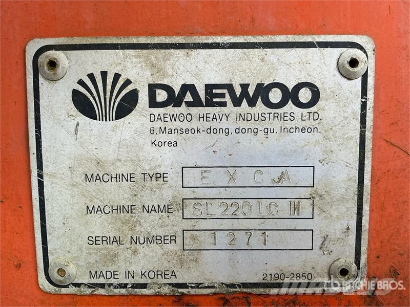 Daewoo SL220LC III Tracked Excavator Pásové rýpadlá