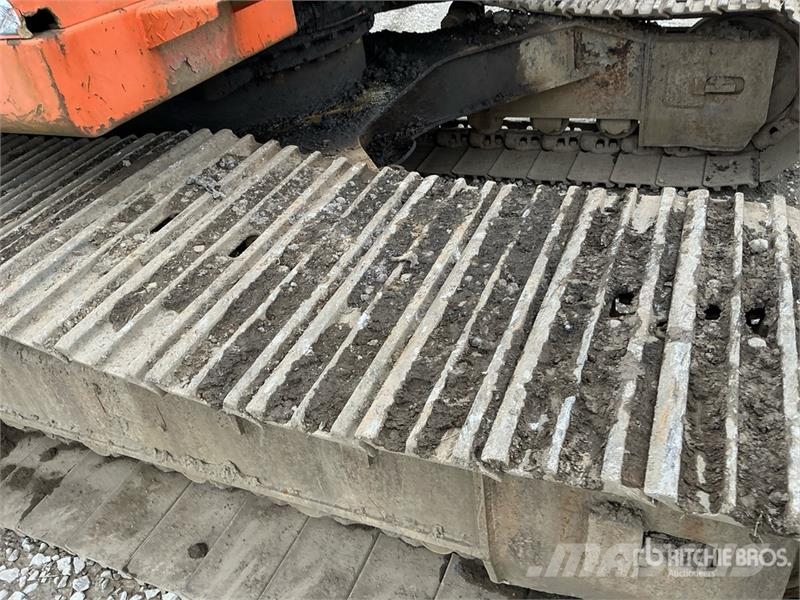 Daewoo SL220LC III Tracked Excavator Pásové rýpadlá