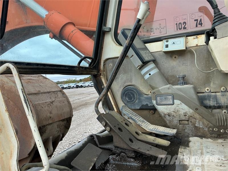 Daewoo SL220LC III Tracked Excavator Pásové rýpadlá