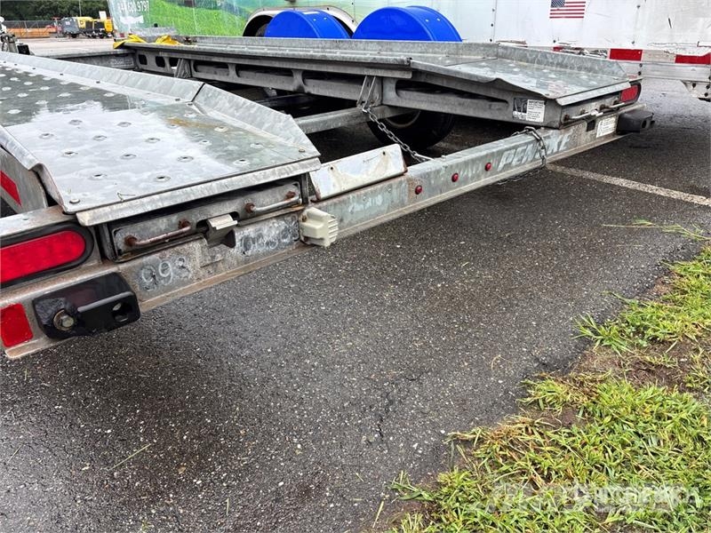 Demco AT7000P T/A 1 Car Open Car Carrier Trailer Vehicle transport semi-trailers