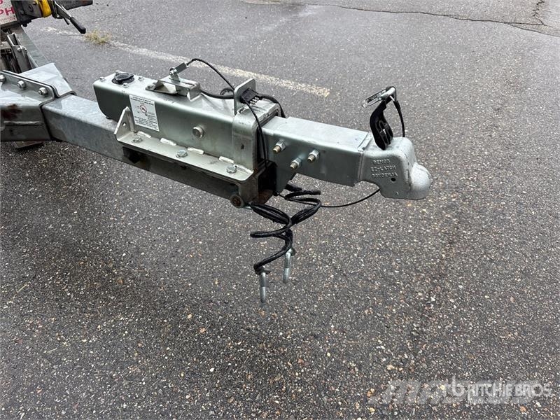 Demco AT7000P T/A 1 Car Open Car Carrier Trailer Vehicle transport semi-trailers