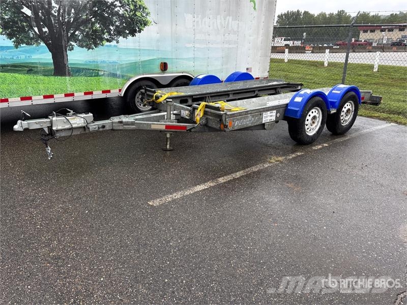 Demco AT7000P T/A 1 Car Open Car Carrier Trailer Vehicle transport semi-trailers
