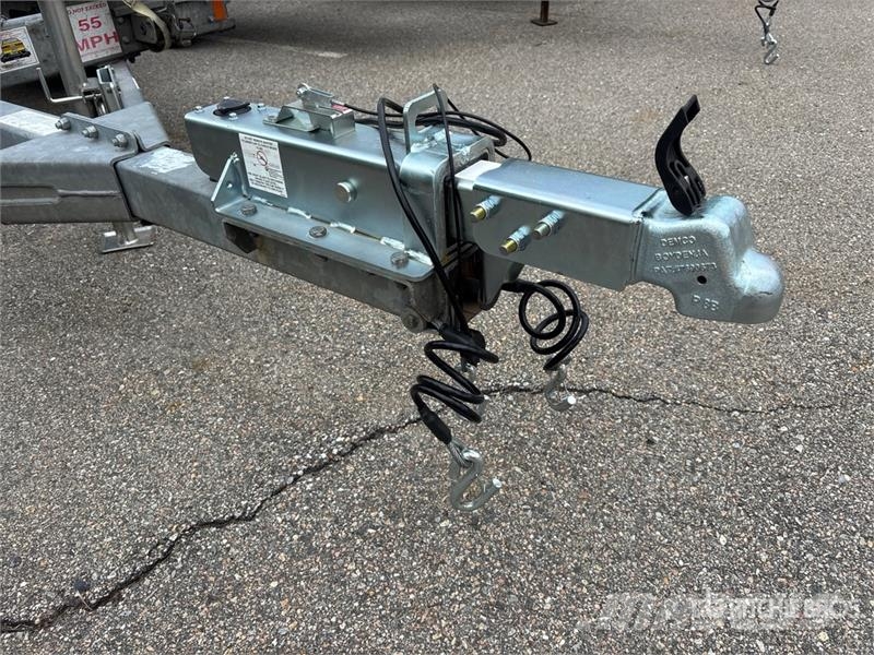 Demco AT7000P T/A 1 Car Open Car Carrier Trailer Vehicle transport semi-trailers