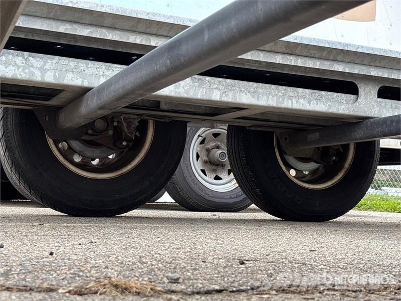 Demco AT7000P T/A 1 Car Open Car Carrier Trailer Vehicle transport semi-trailers