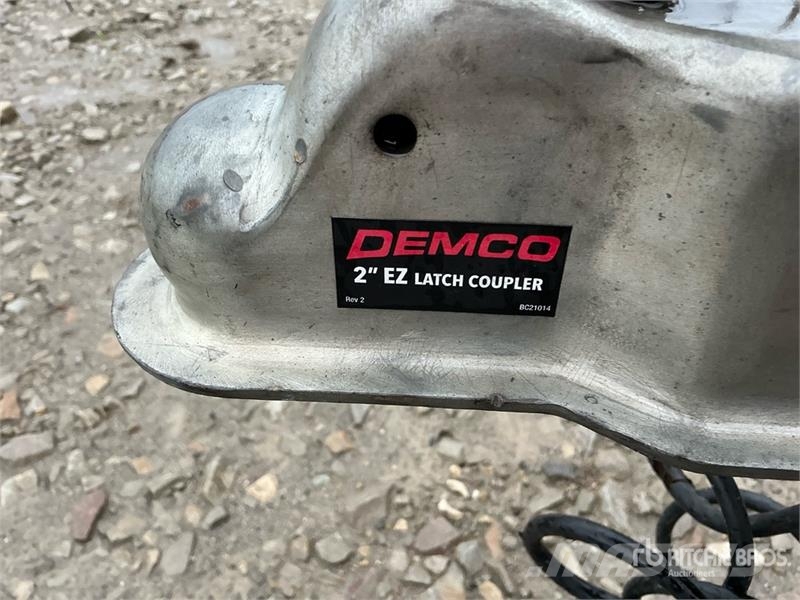 Demco AT7000P T/A 1 Car Open Car Carrier Trailer 차량 운반용 세미 트레일러