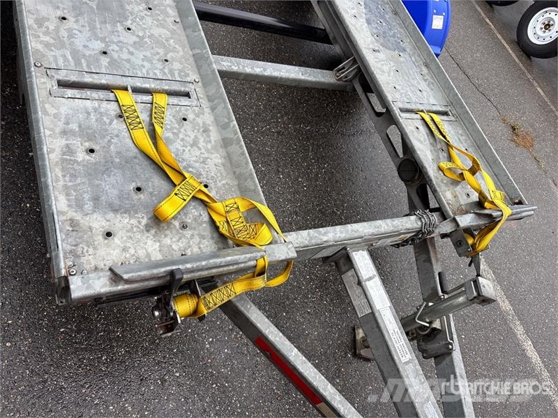 Demco AT7000P T/A 1 Car Open Car Carrier Trailer Vehicle transport semi-trailers