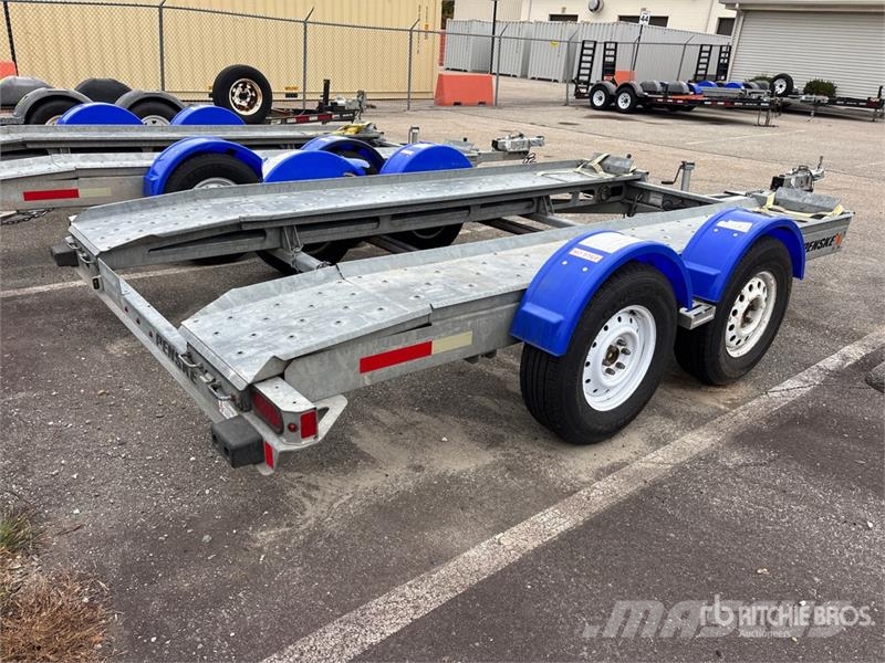 Demco AT7000P T/A 1 Car Open Car Carrier Trailer Poluprikolice autotransporteri