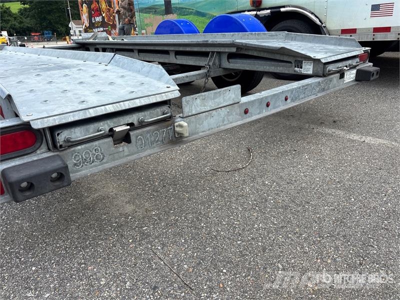 Demco AT7000P T/A 1 Car Open Car Carrier Trailer Vehicle transport semi-trailers
