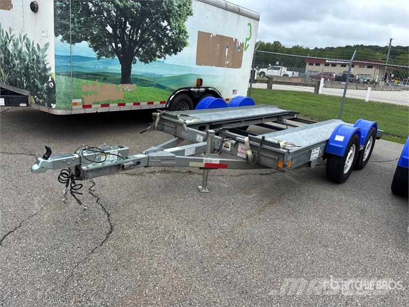 Demco AT7000P T/A 1 Car Open Car Carrier Trailer Vehicle transport semi-trailers