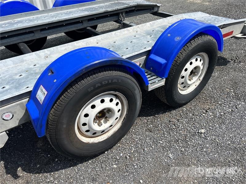 Demco T/A 1 Car Open Car Carrier Trailer Vehicle transport semi-trailers
