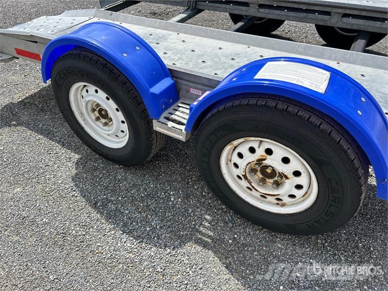 Demco T/A 1 Car Open Car Carrier Trailer Vehicle transport semi-trailers