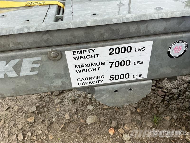 Demco T/A 1 Car Open Car Carrier Trailer Biltransporter Semi