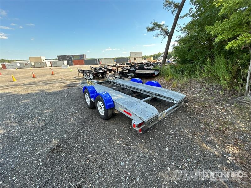 Demco T/A 1 Car Open Car Carrier Trailer Vehicle transport semi-trailers