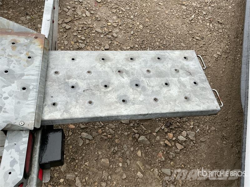 Demco T/A 1 Car Open Car Carrier Trailer Biltransporter Semi