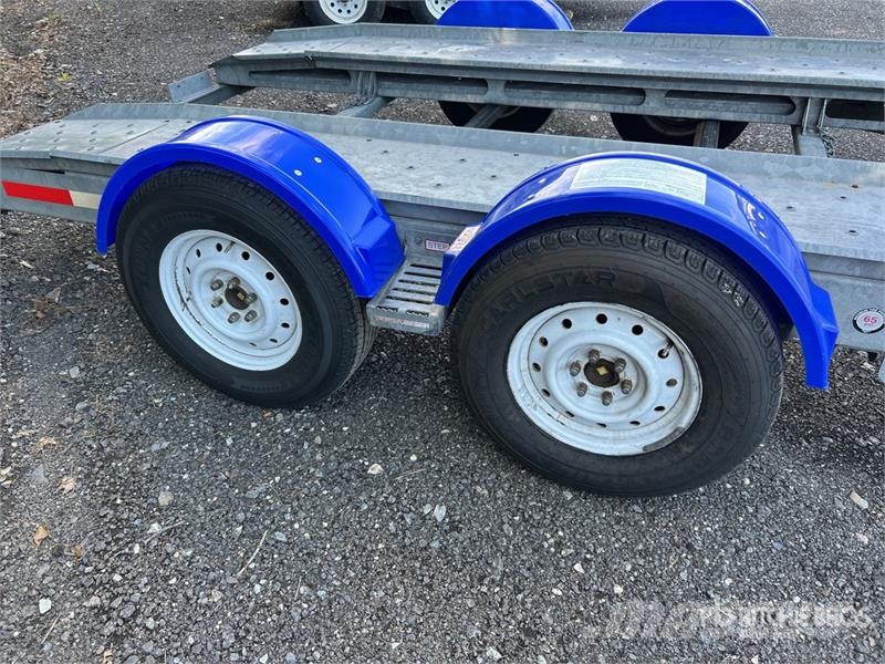 Demco T/A 1 Car Open Car Carrier Trailer Vehicle transport semi-trailers