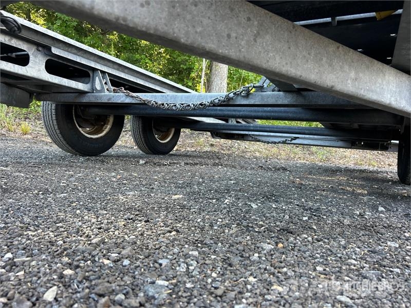 Demco T/A 1 Car Open Car Carrier Trailer Vehicle transport semi-trailers