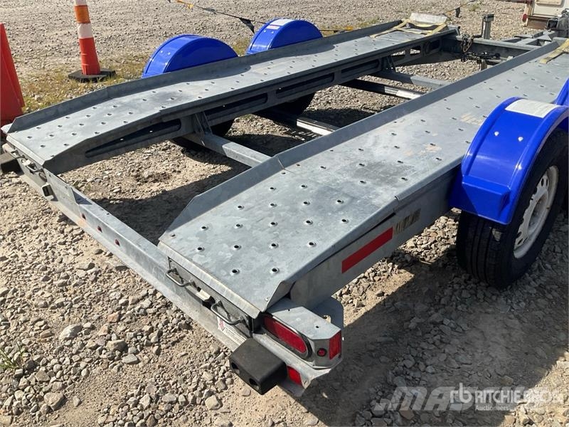 Demco T/A Open Car Carrier Trailer Vehicle transport semi-trailers