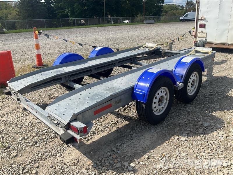Demco T/A Open Car Carrier Trailer Vehicle transport semi-trailers