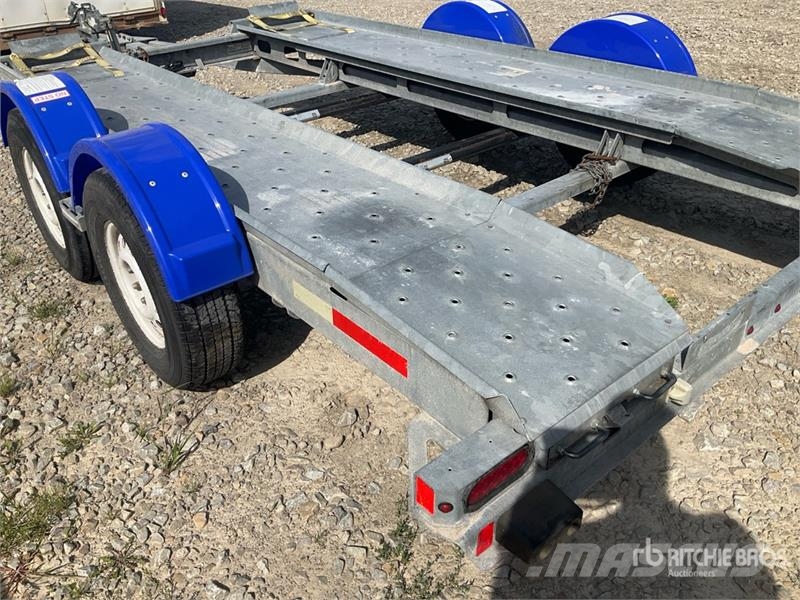 Demco T/A Open Car Carrier Trailer Vehicle transport semi-trailers