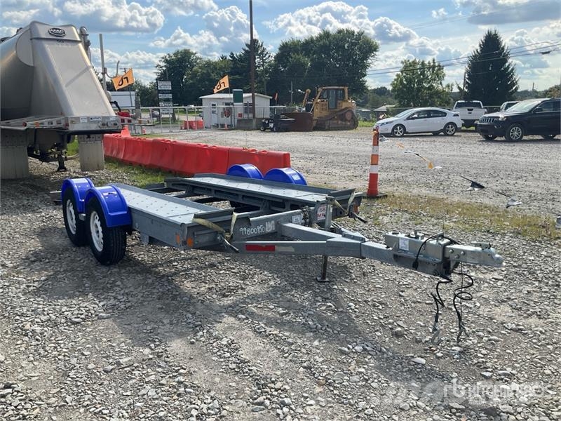 Demco T/A Open Car Carrier Trailer Vehicle transport semi-trailers