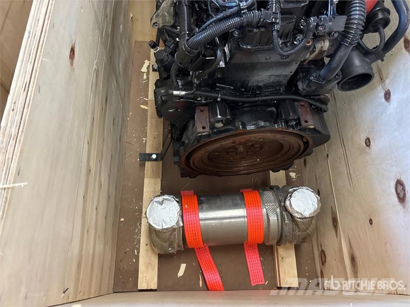 Deutz TD2.9L4 Engine エンジン