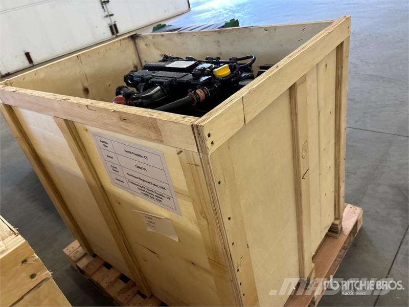 Deutz TD2.9L4 Engine エンジン