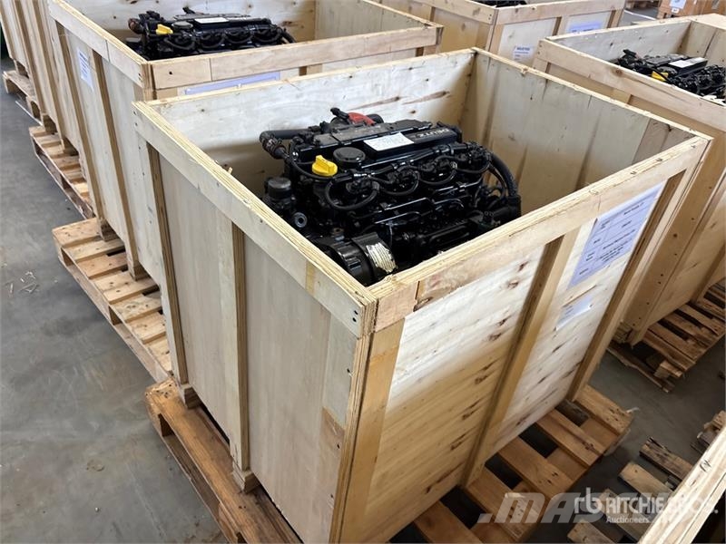 Deutz TD2.9L4 Engine エンジン