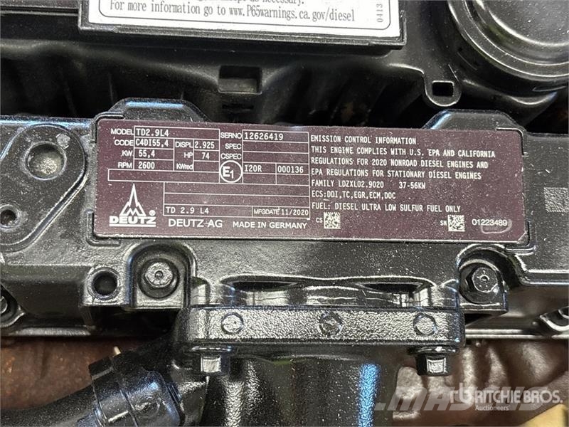 Deutz TD2.9L4 Engine エンジン