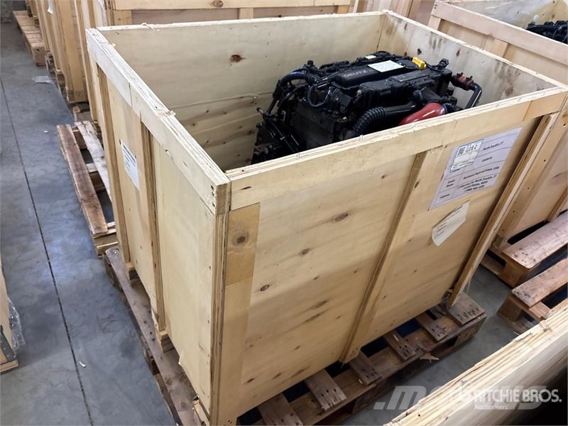 Deutz TD2.9L4 Engine エンジン