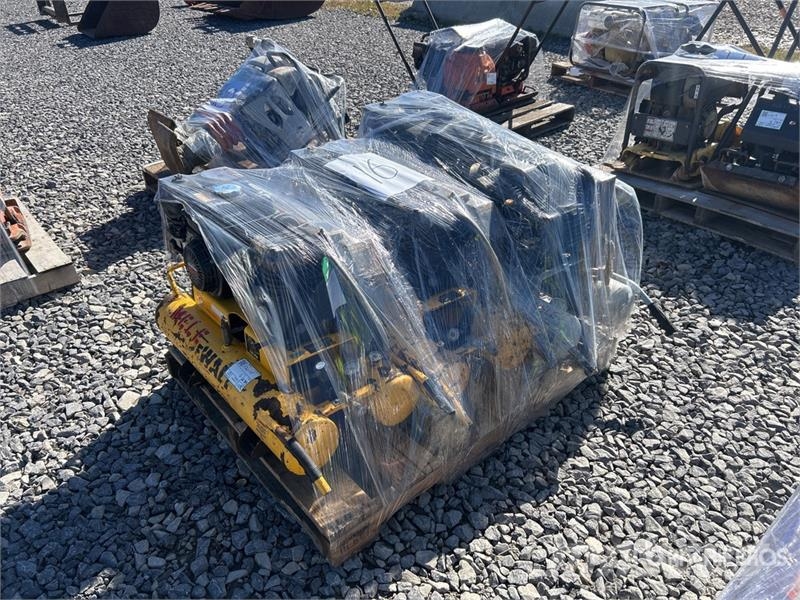DeWalt of (3) Dewalt D55270 Mobile & Ironhorse IHTT80GE-B Компресори