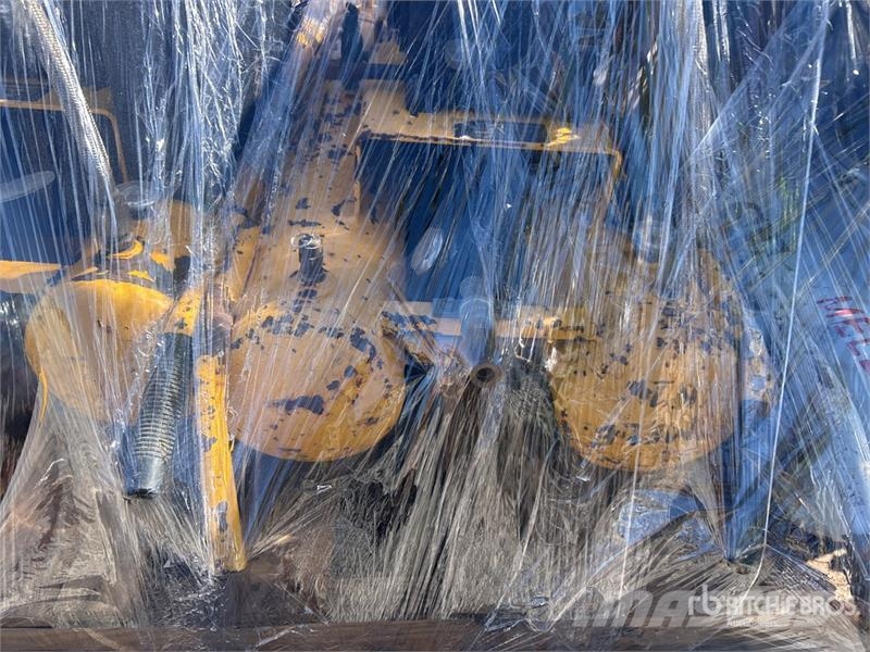 DeWalt of (3) Dewalt D55270 Mobile & Ironhorse IHTT80GE-B Компресори