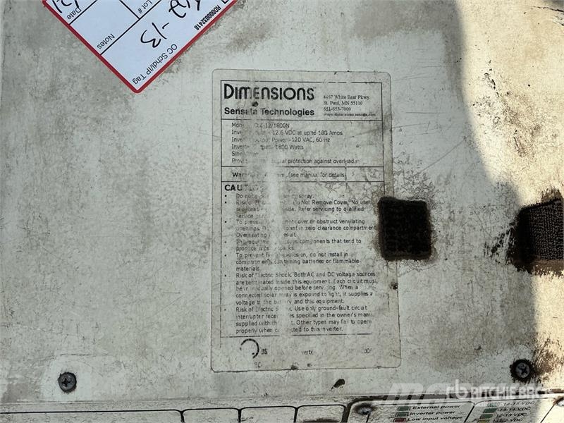  Dimensions 12VDC Inverter مكونات أخرى