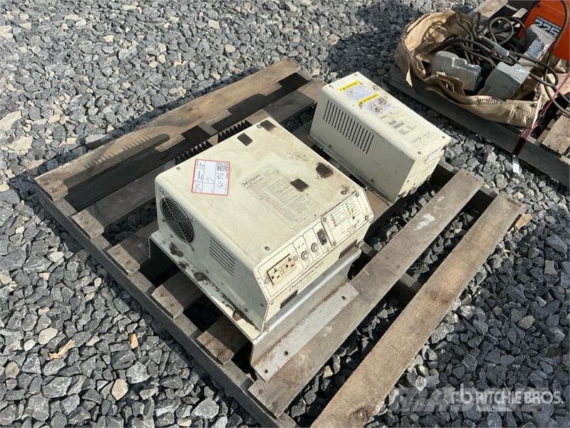  Dimensions 12VDC Inverter مكونات أخرى