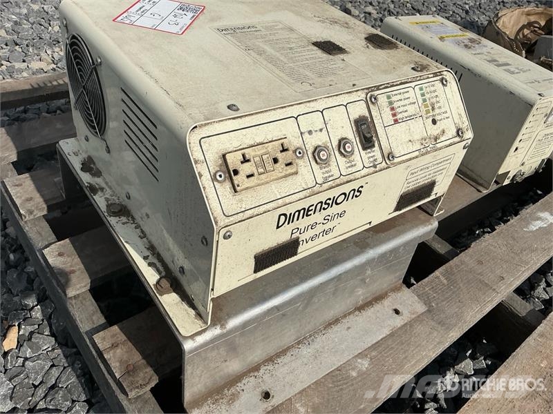  Dimensions 12VDC Inverter مكونات أخرى