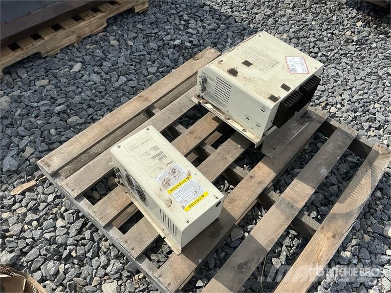  Dimensions 12VDC Inverter مكونات أخرى