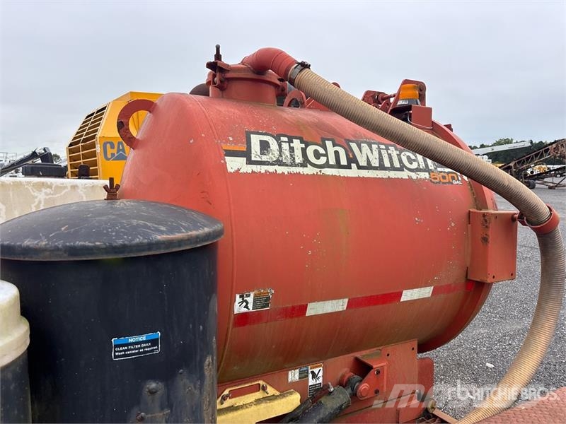 Ditch Witch FX30 Prikolice cisterne