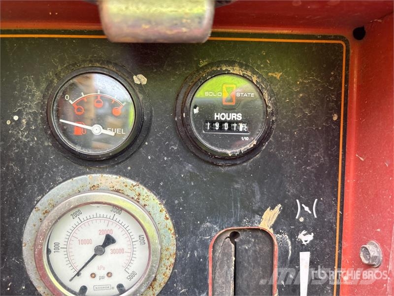 Ditch Witch FX30 Prikolice cisterne