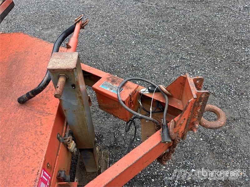 Ditch Witch FX30 Prikolice cisterne