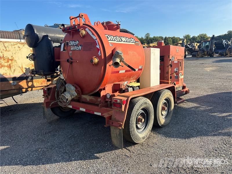 Ditch Witch FX30 500 gal T/A Vacuum Excavation Unit 드릴링 장비 부속품 및 예비 부품