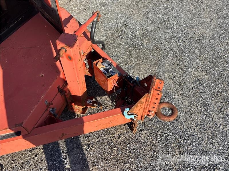 Ditch Witch FX30 500 gal T/A Vacuum Excavation Unit 드릴링 장비 부속품 및 예비 부품