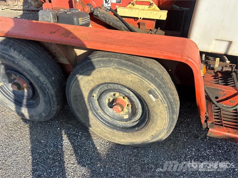 Ditch Witch FX30 500 gal T/A Vacuum Excavation Unit 드릴링 장비 부속품 및 예비 부품