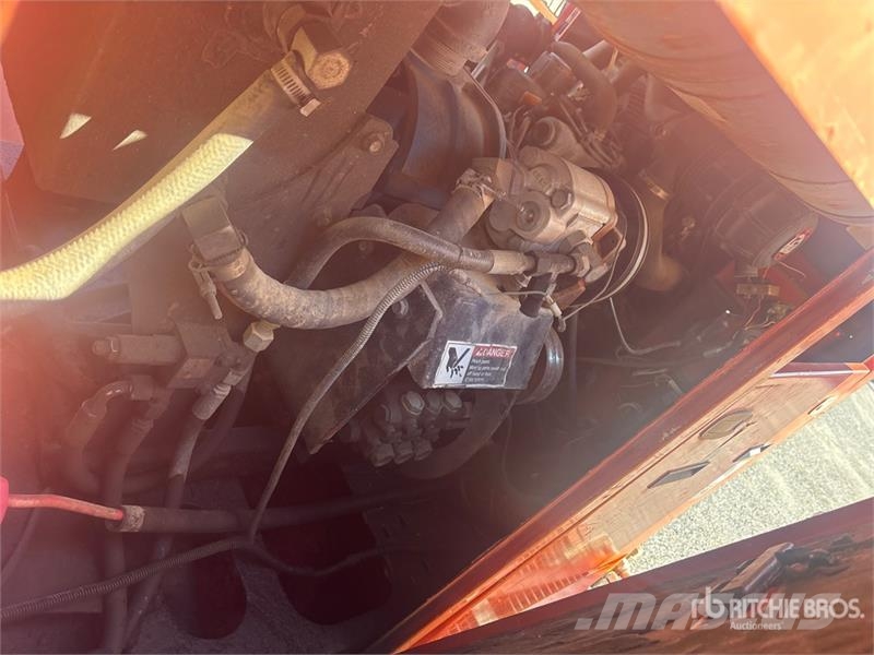 Ditch Witch FX30 500 gal T/A Vacuum Excavation Unit (Inoperabl Porauskaluston varaosat