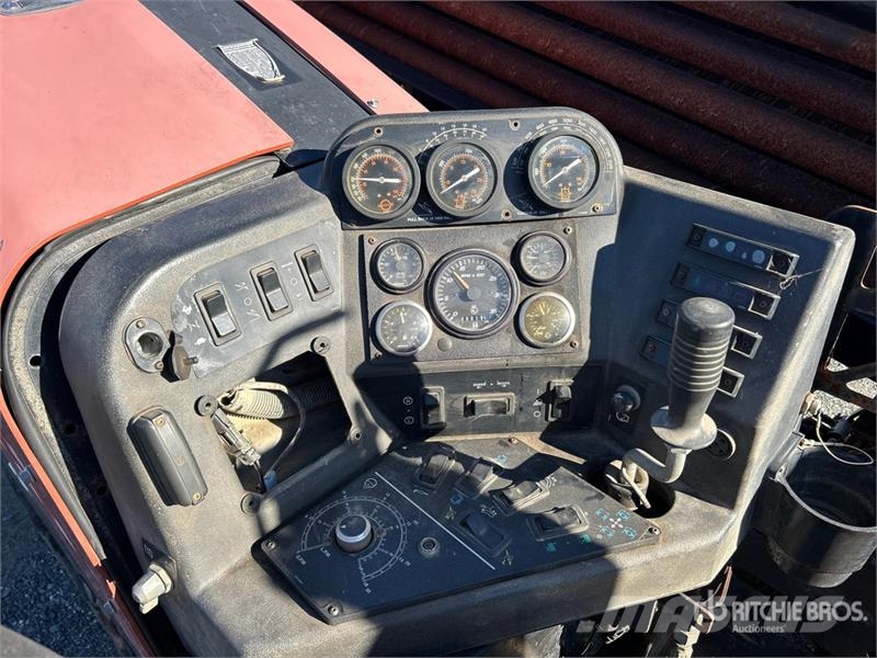Ditch Witch JT2020 Yatay sondaj makineleri